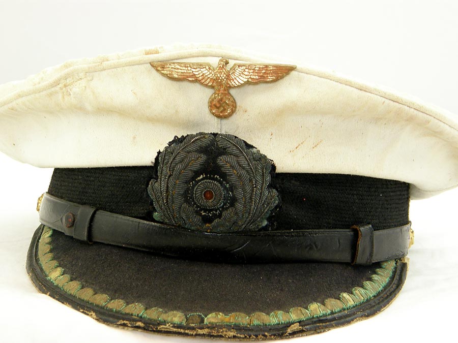 white top visor (schirmutze) hat