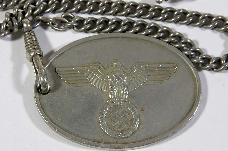 Geheime Staatspolizei (Gestapo) Warrant Disc with chain