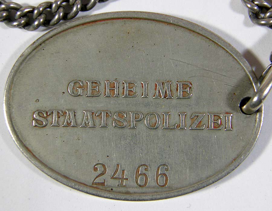 Geheime Staatspolizei (Gestapo) Warrant Disc with chain